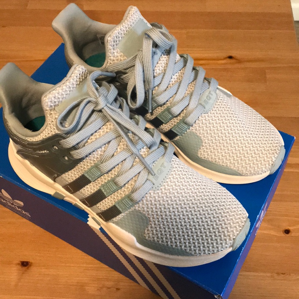 Adidas Sneakers